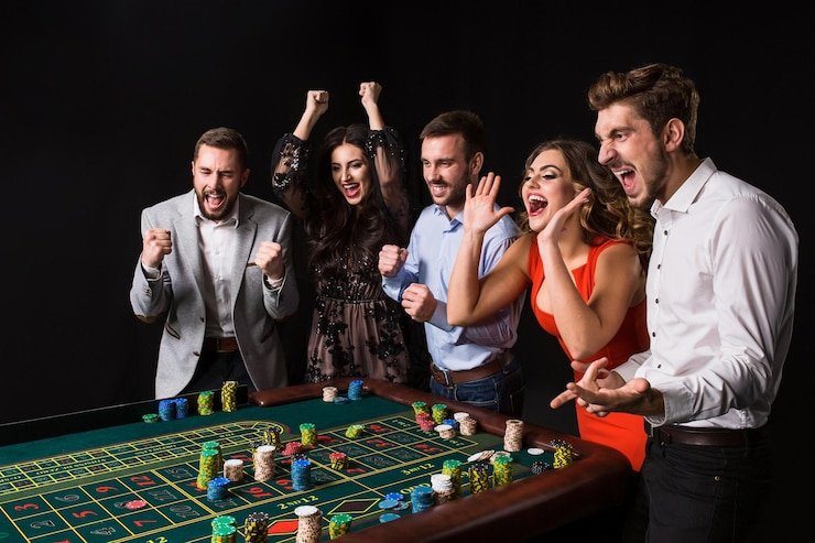 Planet 7777 platform showing sports markets, live-dealer tables, and slot games on mobile and desktop interfaces